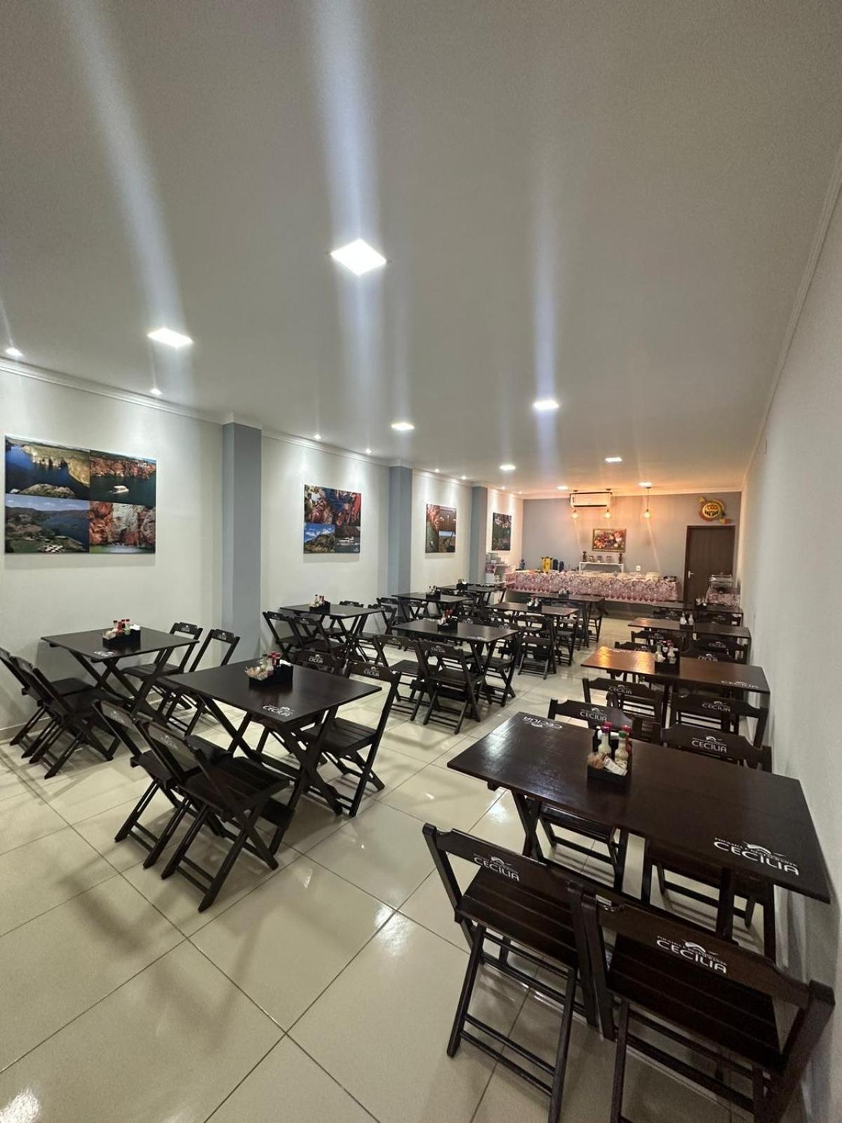 Pousada Cecilia Canindé de São Francisco Esterno foto